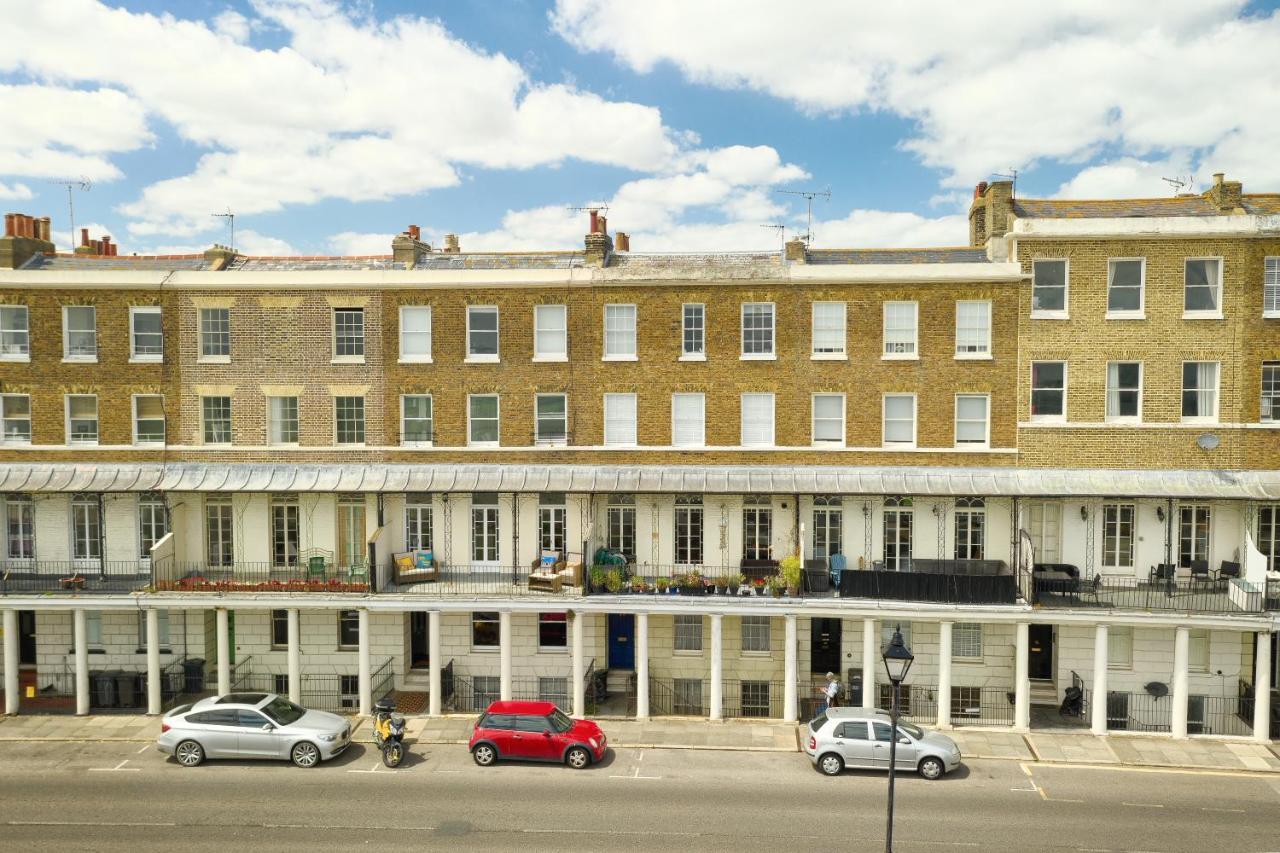 Beach View: Stunning Sea View & Balcony Apartment Ramsgate Exteriér fotografie